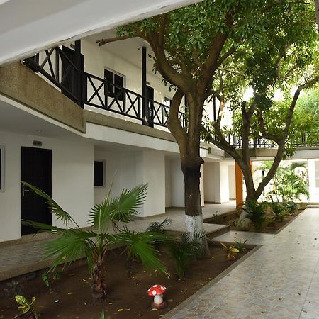 Hotel El Emigrante Puerto Colombia Extérieur photo