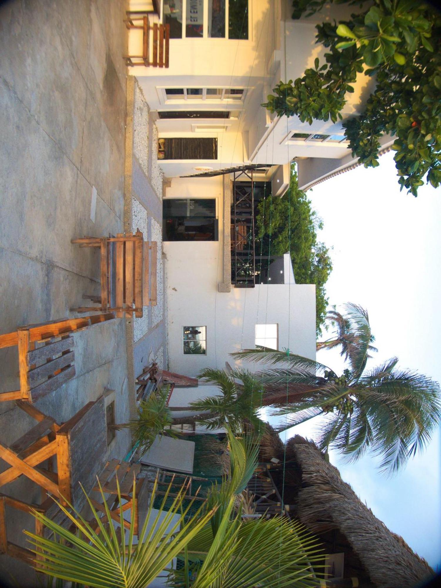 Hotel El Emigrante Puerto Colombia Extérieur photo