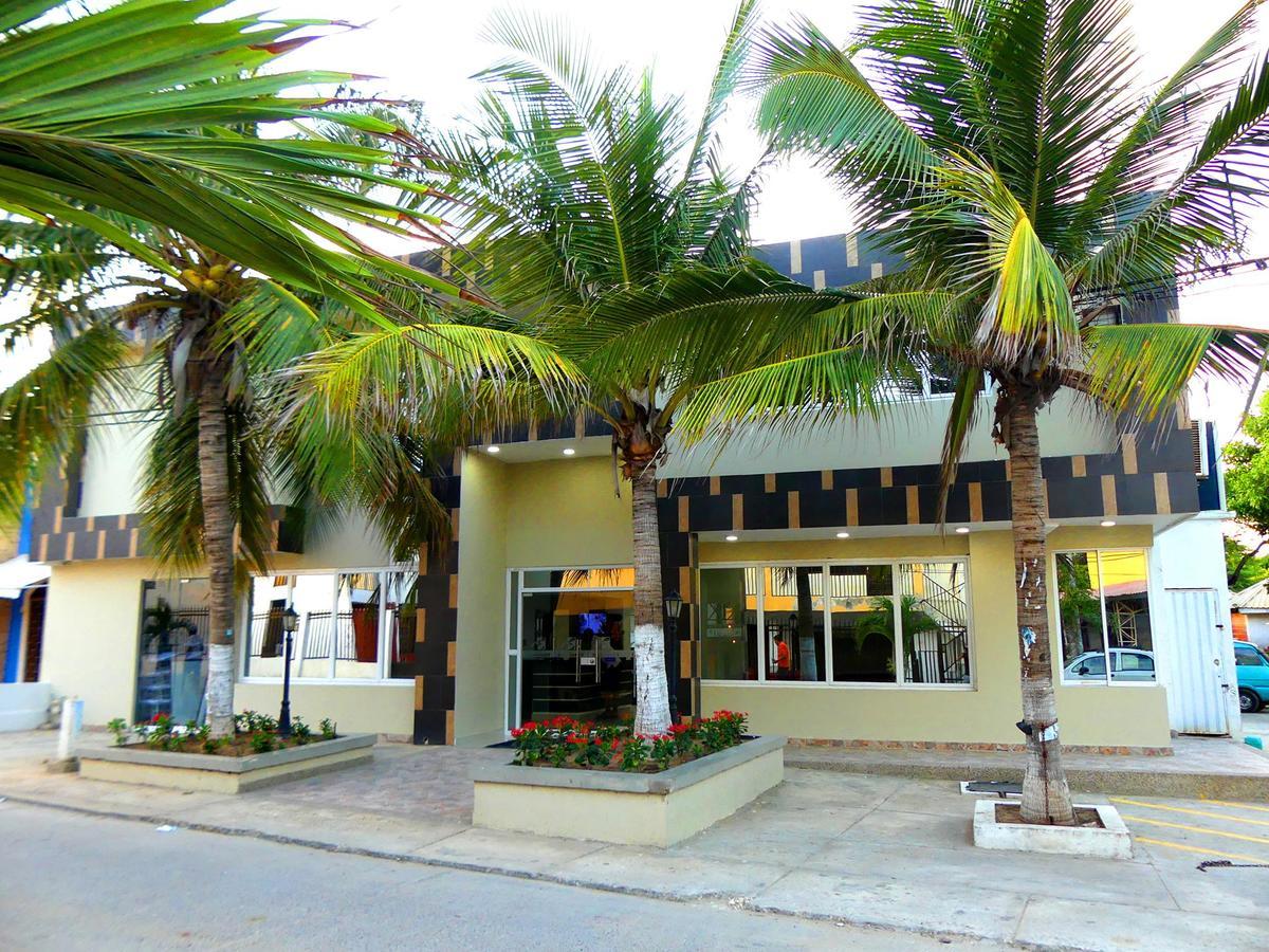 Hotel El Emigrante Puerto Colombia Extérieur photo