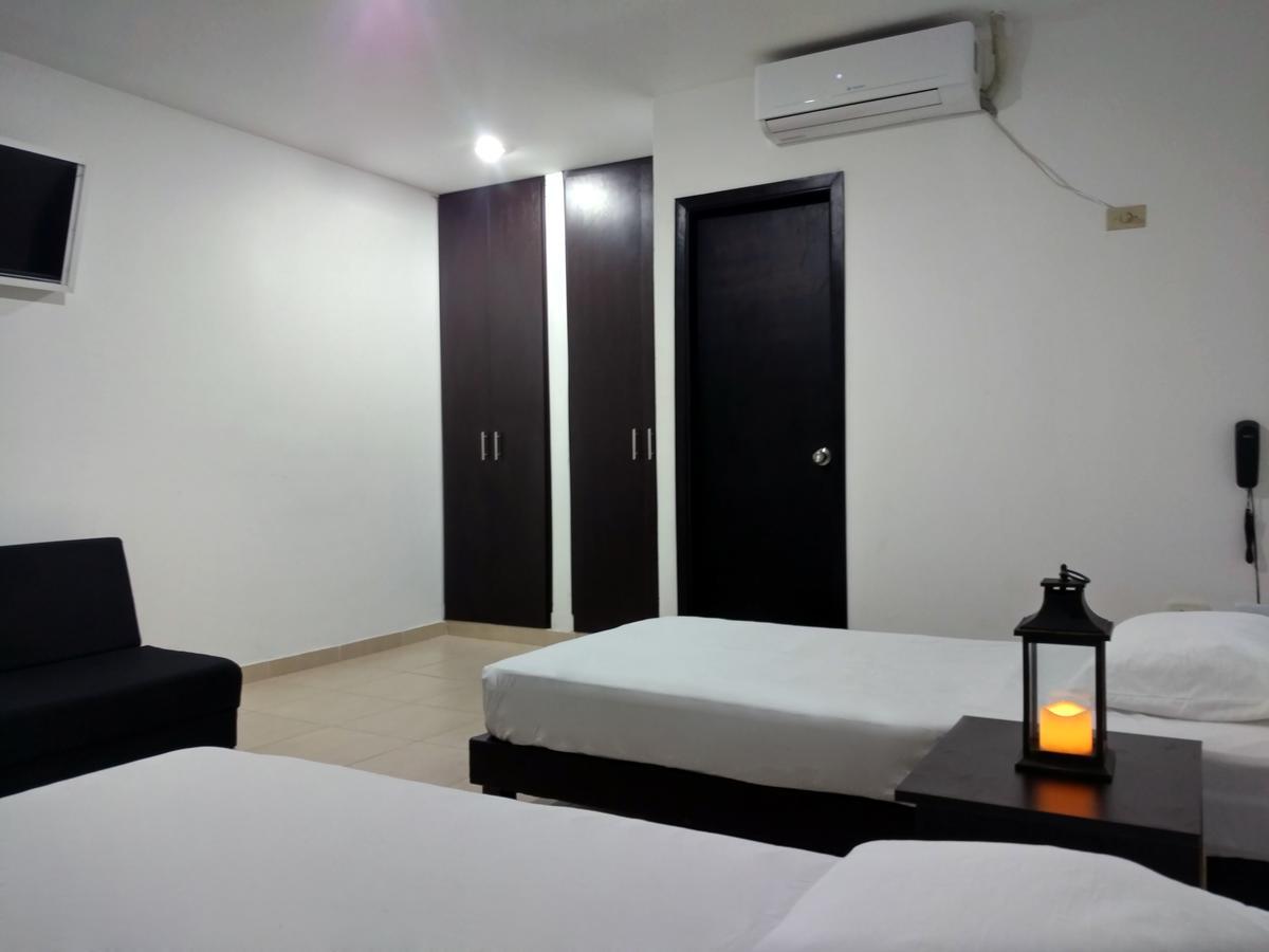 Hotel El Emigrante Puerto Colombia Extérieur photo