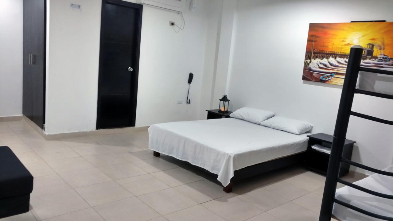 Hotel El Emigrante Puerto Colombia Extérieur photo