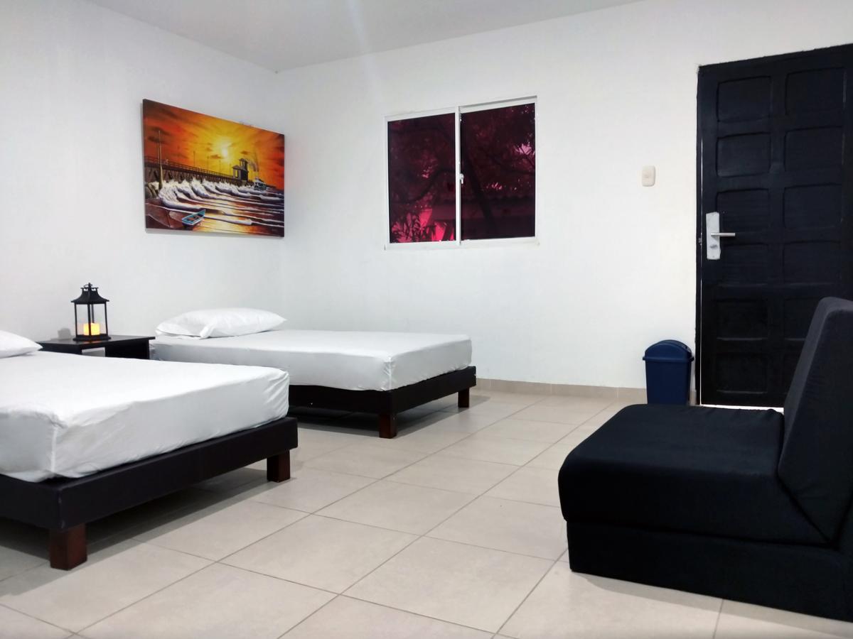 Hotel El Emigrante Puerto Colombia Extérieur photo