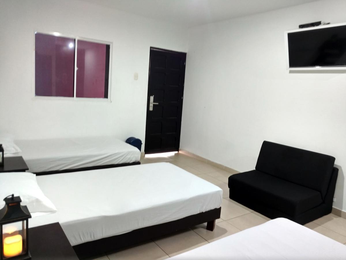 Hotel El Emigrante Puerto Colombia Extérieur photo